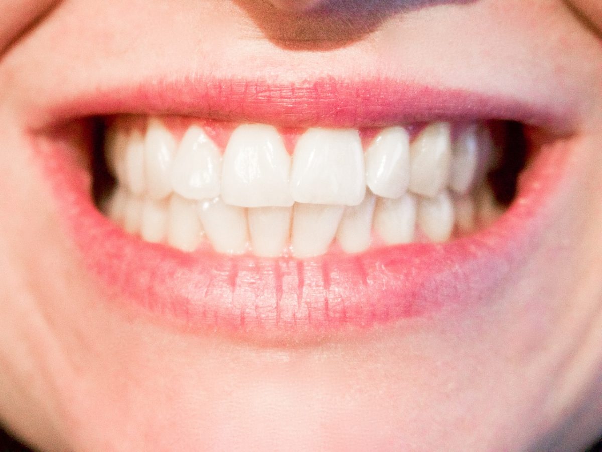 Aktualna technologia stosowana w salonach stomatologii estetycznej zdoła spowodować, że odbierzemy piękny uśmiech.